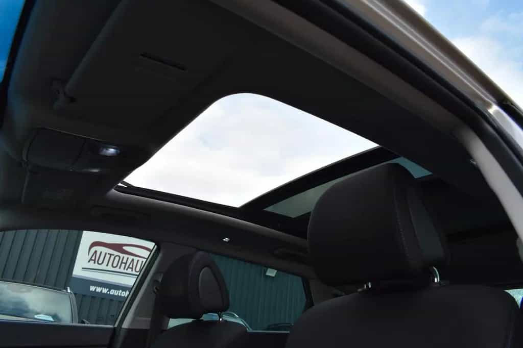 Hyundai TUCSON Style 2WD Panorama Dach Bluetooth Schaltr 02/2016-photo-34