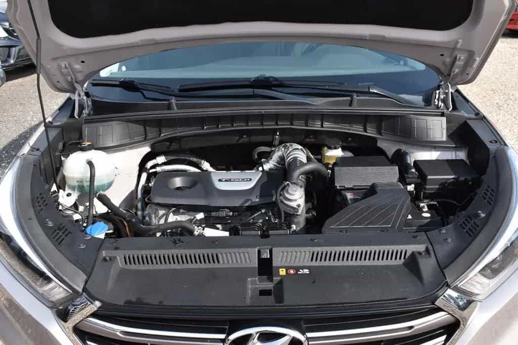Hyundai TUCSON Style 2WD Panorama Dach Bluetooth Schaltr 02/2016-photo-35