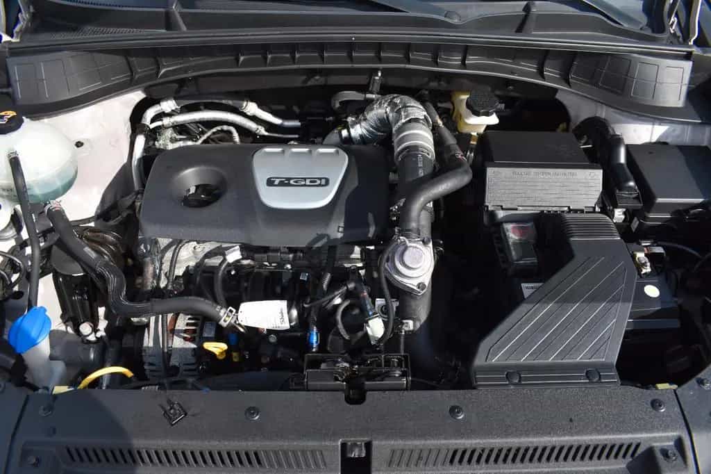 Hyundai TUCSON Style 2WD Panorama Dach Bluetooth Schaltr 02/2016-photo-36