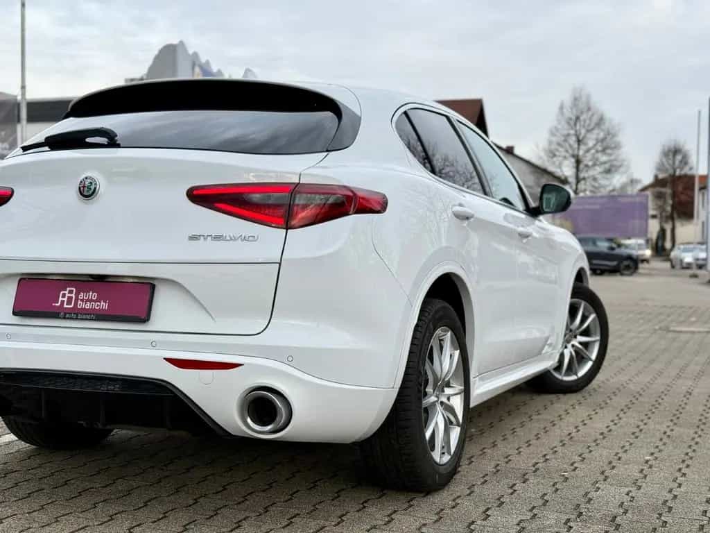 Alfa Romeo Stelvio Super Q4 | ACC | Brembo | AHK | Rückfahr 10/2017-photo-5