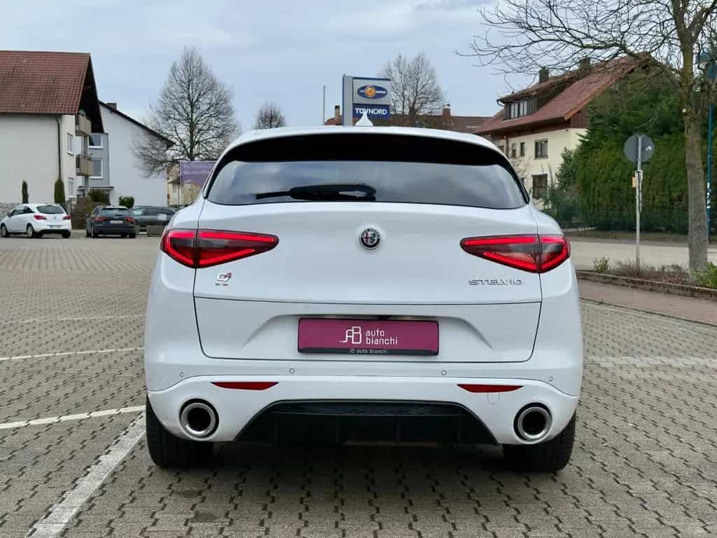 Alfa Romeo Stelvio Super Q4 | ACC | Brembo | AHK | Rückfahr 10/2017-photo-6