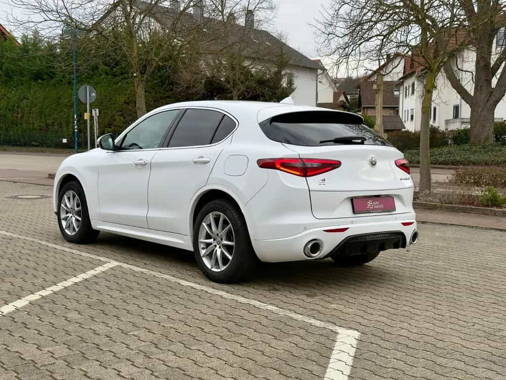 Alfa Romeo Stelvio Super Q4 | ACC | Brembo | AHK | Rückfahr 10/2017-photo-7