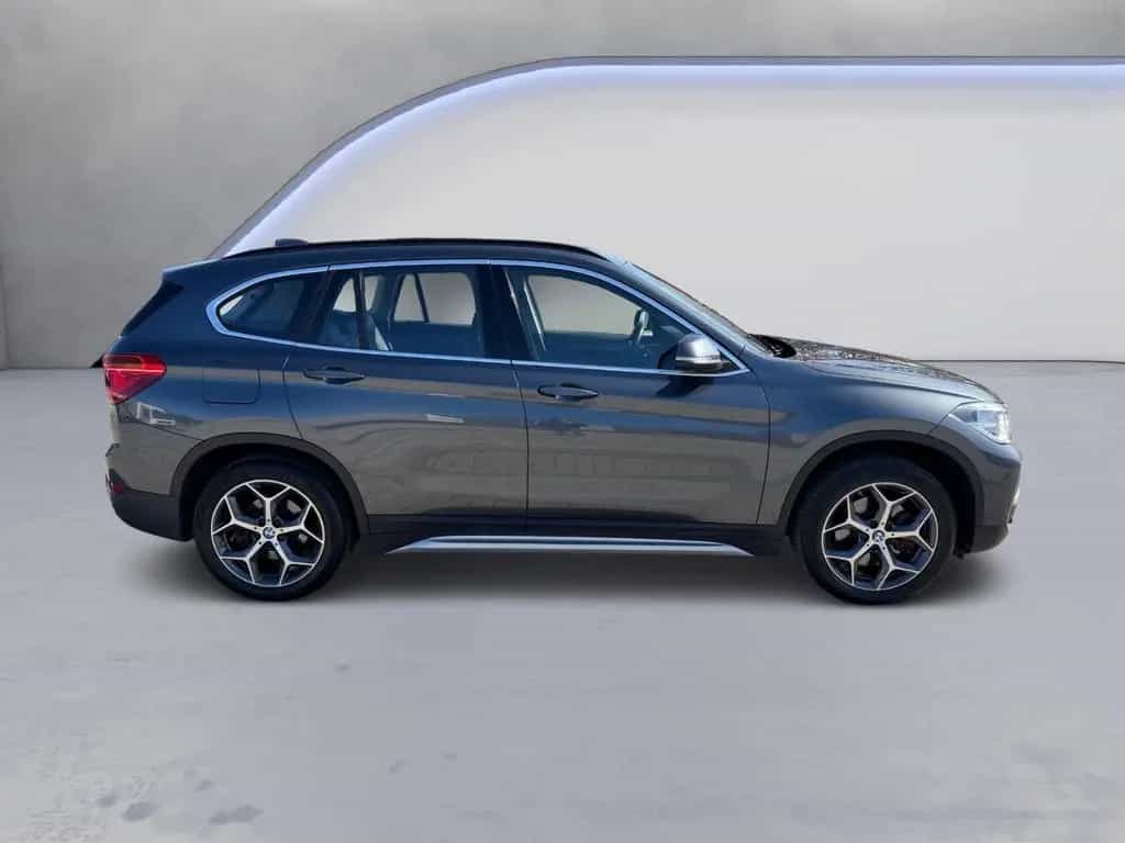 BMW X1 25d xDrive+xLine+Automatik+LED+DAB+Panorama+ 03/2018-photo-3