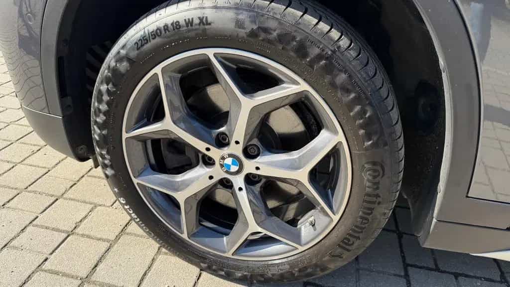 BMW X1 25d xDrive+xLine+Automatik+LED+DAB+Panorama+ 03/2018-photo-9