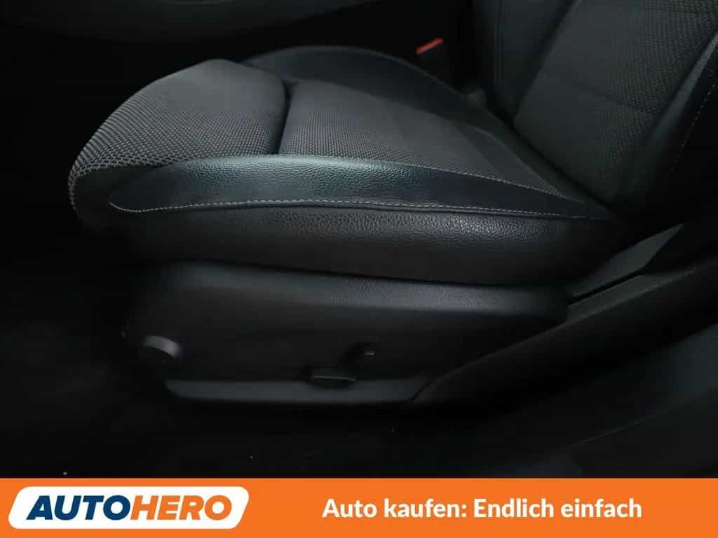 Mercedes-Benz E-Class 200 Avantgarde Aut.*LED*NAVI*TEMPO*CAM*PDC*SHZ 11/2019-photo-27