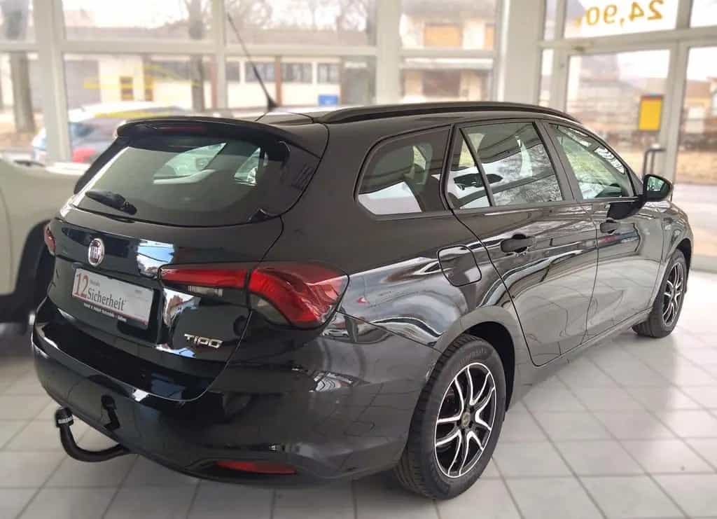 Fiat Tipo Kombi 1.4 T-Jet MORE Anhängerkupplung 06/2018-photo-2