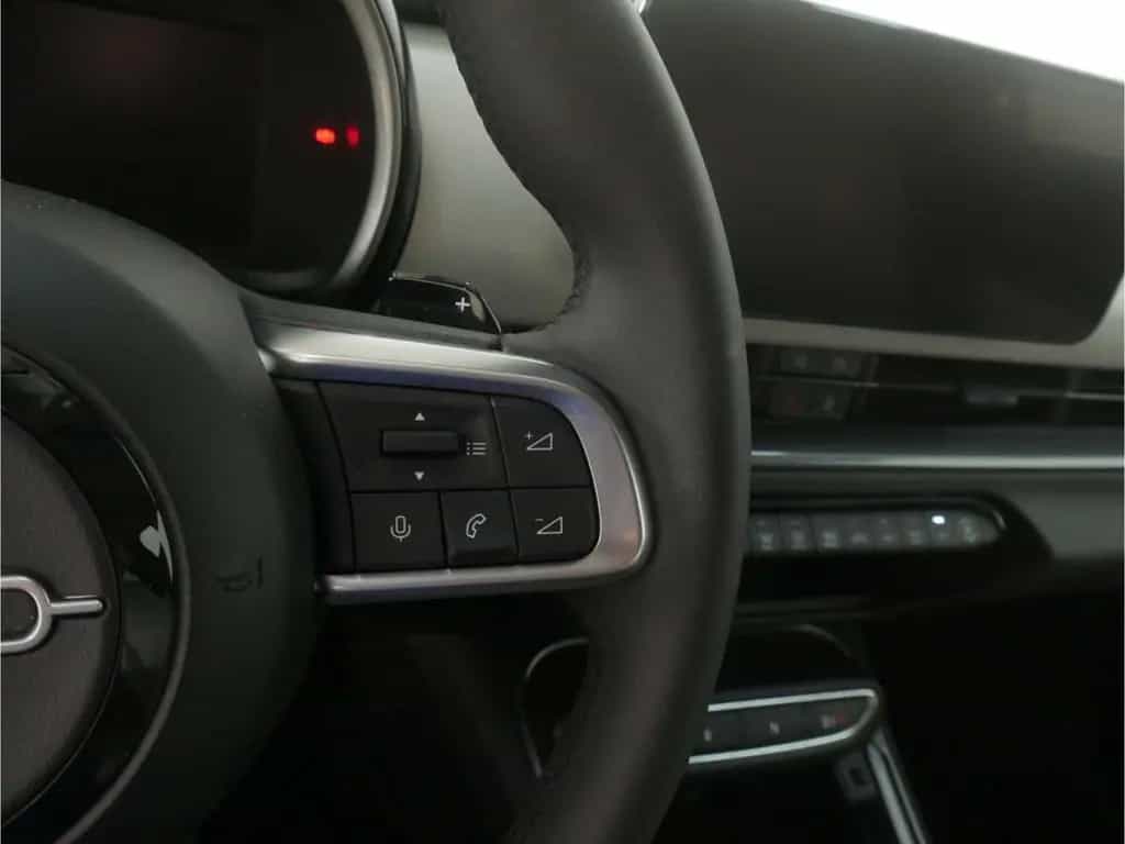 Fiat 600 hybrid 1.2 la Prima LED/NAV/18''/360°/Keyles 02/2025-photo-12