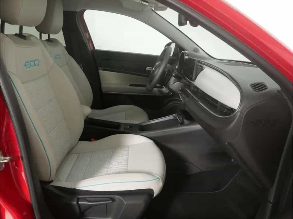 Fiat 600 hybrid 1.2 la Prima LED/NAV/18''/360°/Keyles 02/2025-photo-13