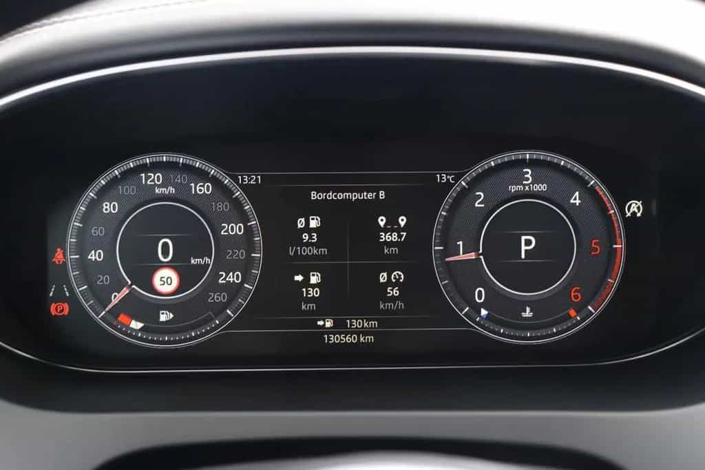 Jaguar E-Pace 2.0 D R-Dynamic AWD Black Pack +AHK+HEAD- 08/2019-photo-9