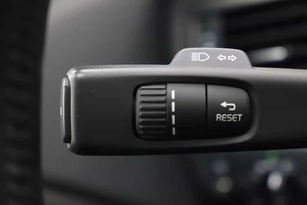 Volvo XC70 2.0D4 181PS Geartronic Momentum AHK 1Hand 04/2015-photo-22
