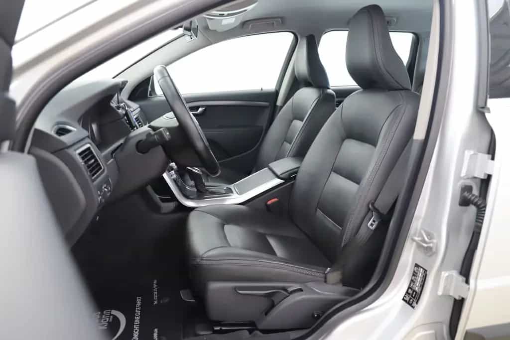 Volvo XC70 2.0D4 181PS Geartronic Momentum AHK 1Hand 04/2015-photo-8