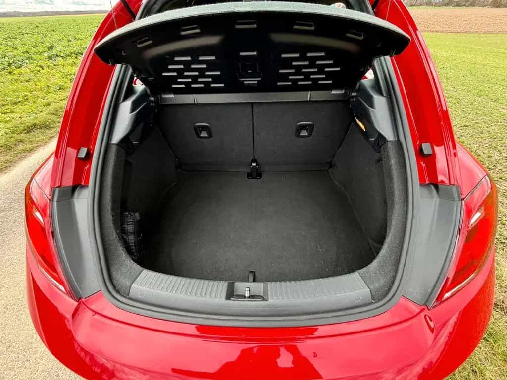 Volkswagen Beetle 1.2 TSI Design mit CarPlay & Käfer-Felgen 06/2014-photo-12