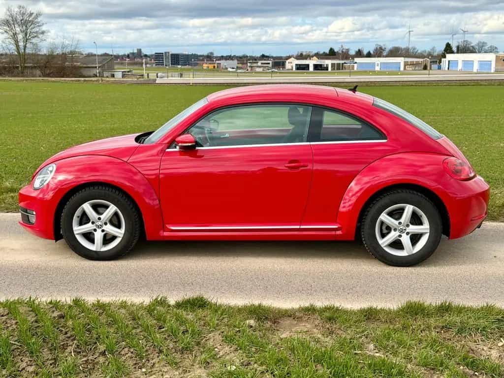 Volkswagen Beetle 1.2 TSI Design mit CarPlay & Käfer-Felgen 06/2014-photo-2