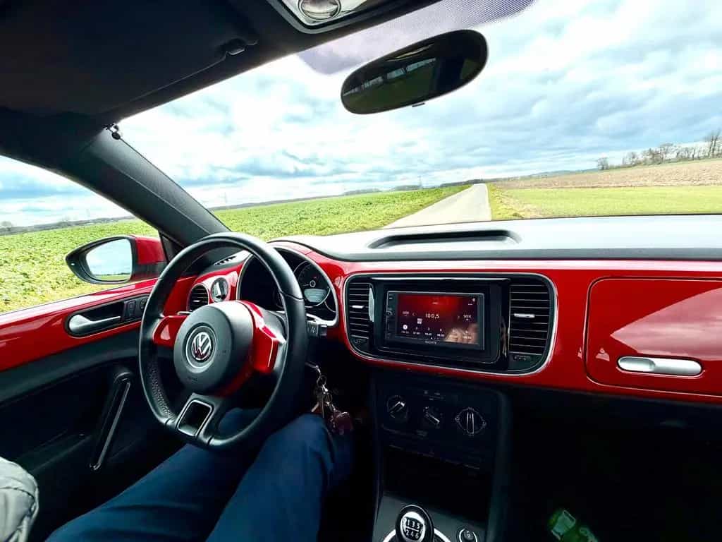 Volkswagen Beetle 1.2 TSI Design mit CarPlay & Käfer-Felgen 06/2014-photo-9