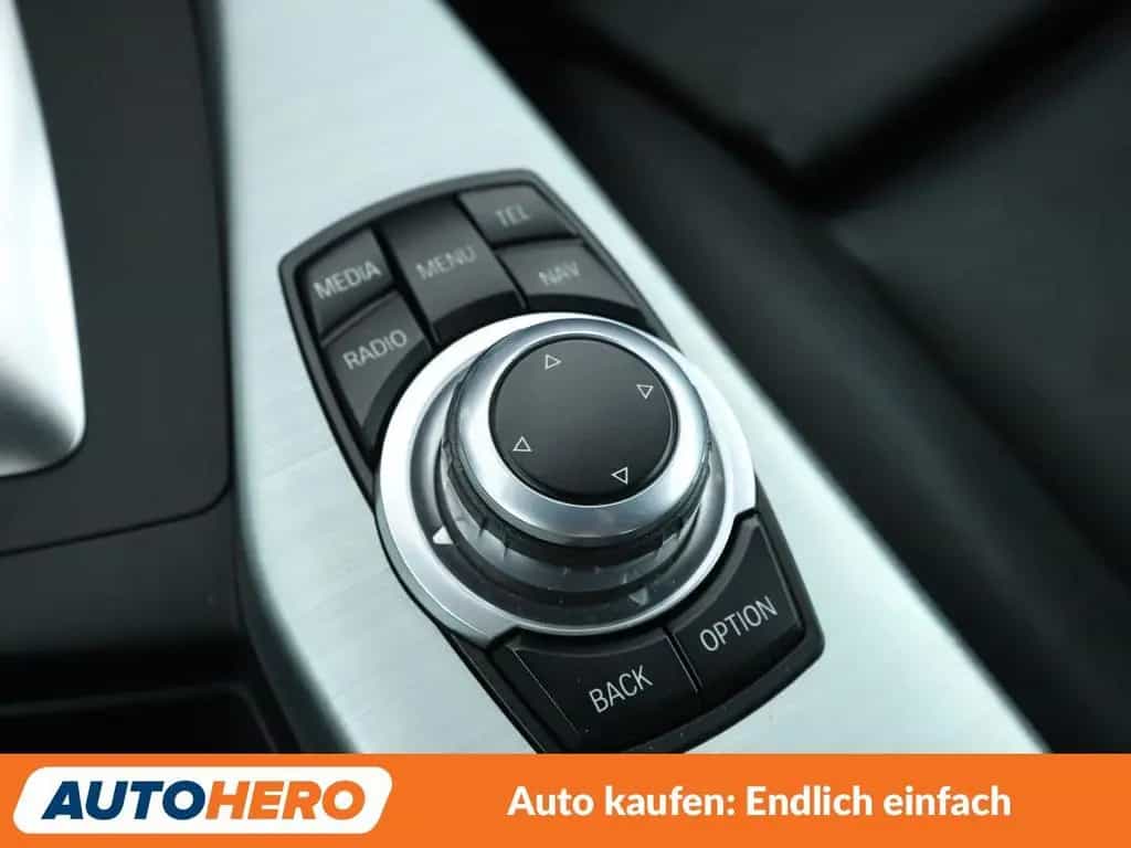 BMW 2 Series 220i M Sport Aut.*NAVI*PDC*SHZ*TEMPO* 06/2016-photo-23