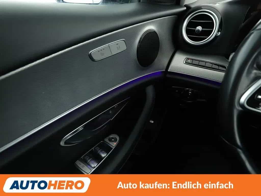 Mercedes-Benz E-Class 200 Avantgarde Aut.*NAVI*CAM*SHZ* 03/2018-photo-24