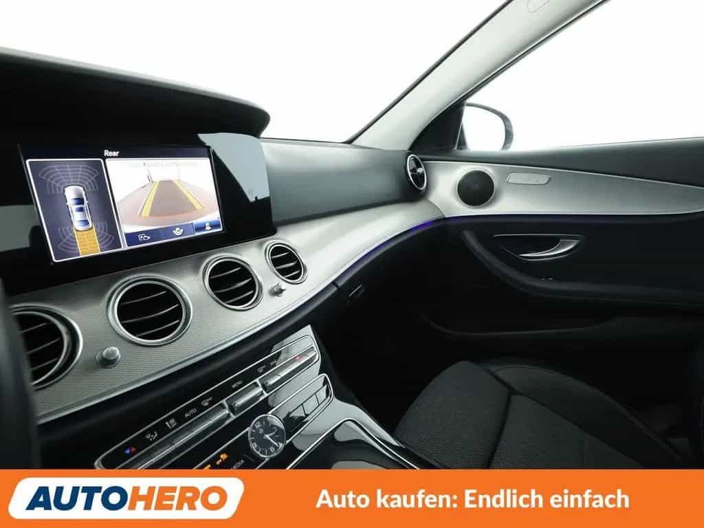 Mercedes-Benz E-Class 200 Avantgarde Aut.*NAVI*CAM*SHZ* 03/2018-photo-25