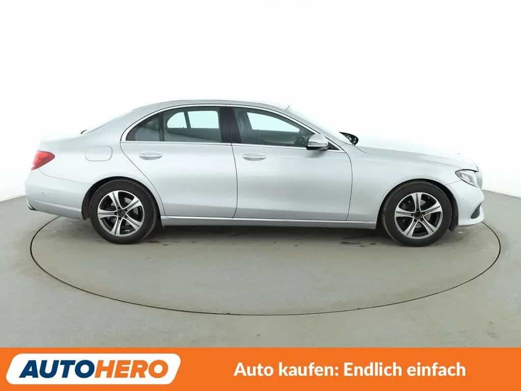 Mercedes-Benz E-Class 200 Avantgarde Aut.*NAVI*CAM*SHZ* 03/2018-photo-6
