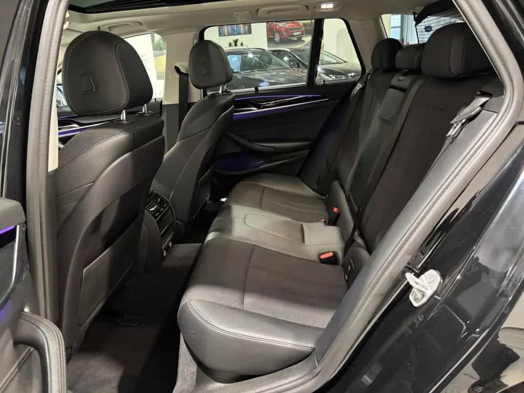 BMW 5 Series 520d Sport Line, Automatik,Panorama-Dach,Kamera 10/2017-photo-23