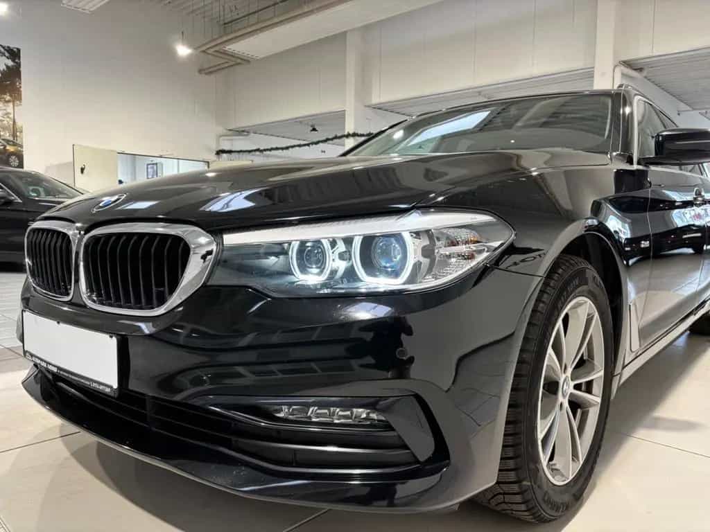 BMW 5 Series 520d Sport Line, Automatik,Panorama-Dach,Kamera 10/2017-photo-24