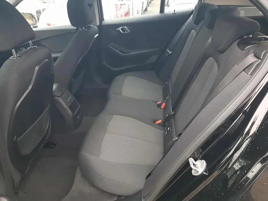 BMW 1 Series 118i Advantage Navi Einparkhilfe Sitzheizung Alu 12/2020-photo-12