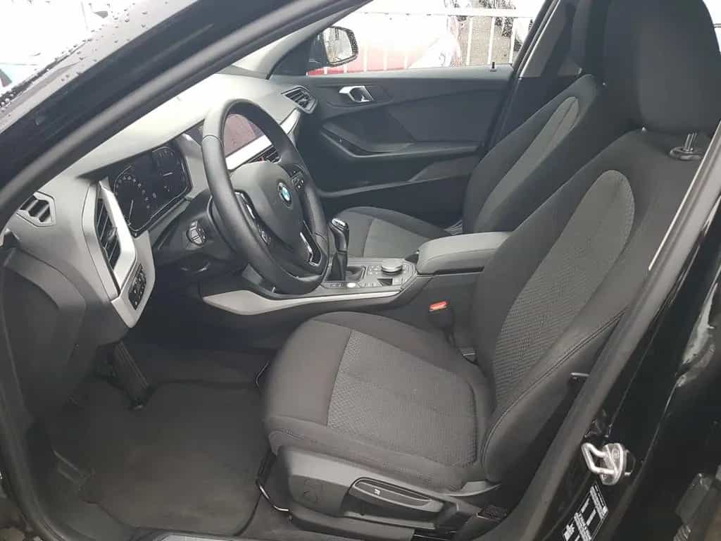 BMW 1 Series 118i Advantage Navi Einparkhilfe Sitzheizung Alu 12/2020-photo-8