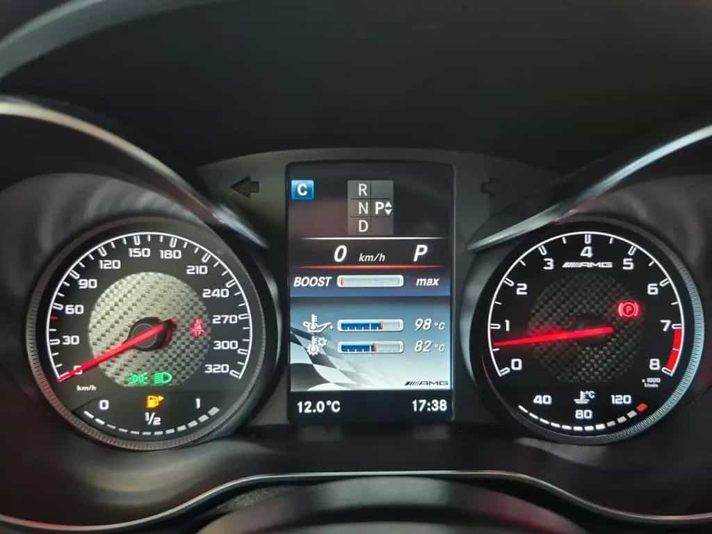 Mercedes-Benz C-Class AMG T Performance Burmester Pano 360 Keyless 02/2018-photo-10