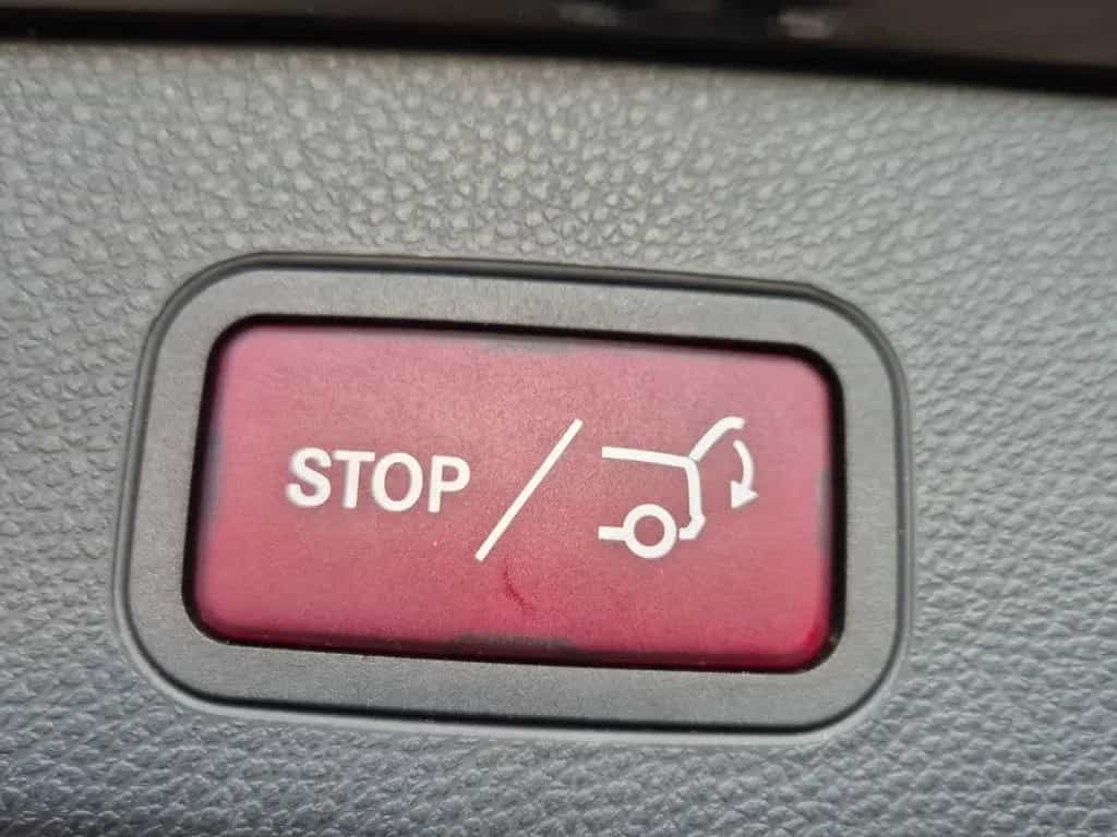 Mercedes-Benz C-Class AMG T Performance Burmester Pano 360 Keyless 02/2018-photo-19