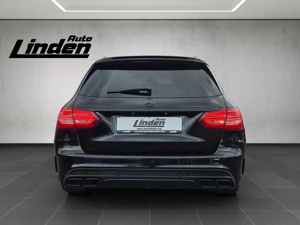 Mercedes-Benz C-Class AMG T Performance Burmester Pano 360 Keyless 02/2018-photo-3