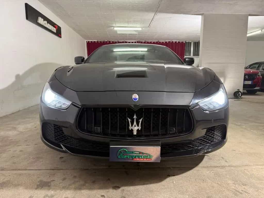 Maserati Ghibli GranLusso 10/2014-photo-1