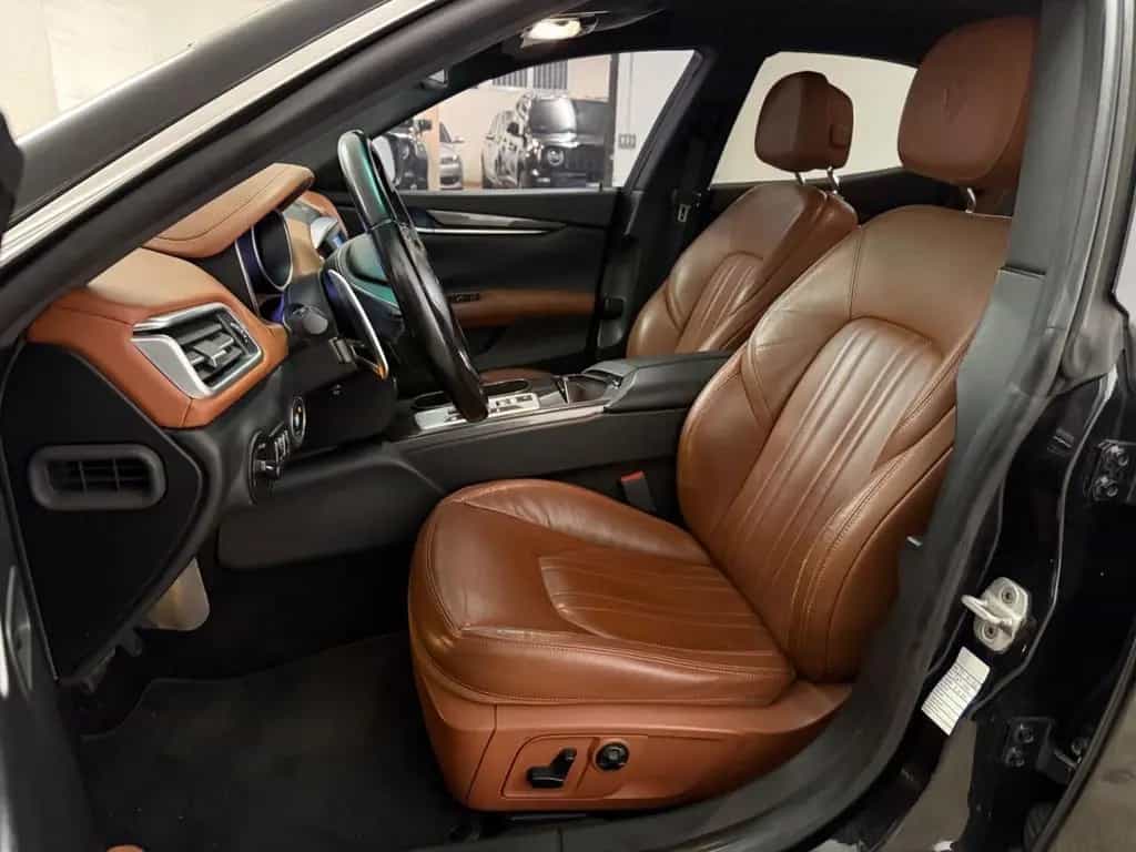Maserati Ghibli GranLusso 10/2014-photo-12