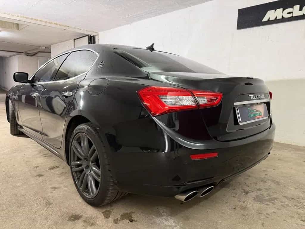 Maserati Ghibli GranLusso 10/2014-photo-3