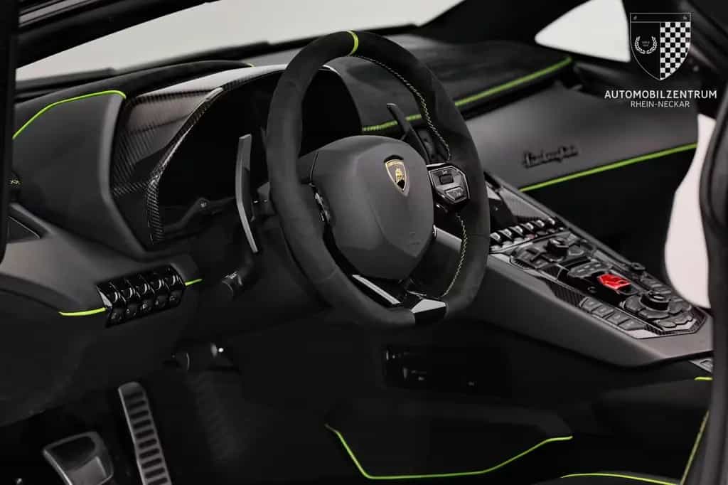 Lamborghini Aventador SVJ Roadster FullCarbon/Garantie08.26 05/2021-photo-12