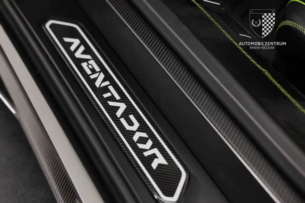 Lamborghini Aventador SVJ Roadster FullCarbon/Garantie08.26 05/2021-photo-39