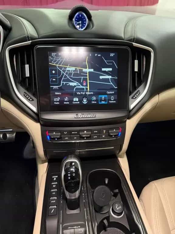 Maserati Ghibli 3.0 V6 Gransport 11/2017-photo-13