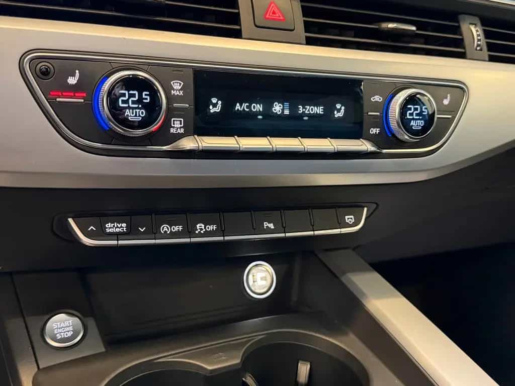 Audi A4 Avant 2.0*Sport*Automatik*LED*Garantie*AHK* 07/2016-photo-21
