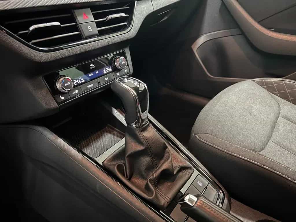 Skoda Kamiq Ambition Autom. Navi CarPlay LED R.Kamera 02/2024-photo-11