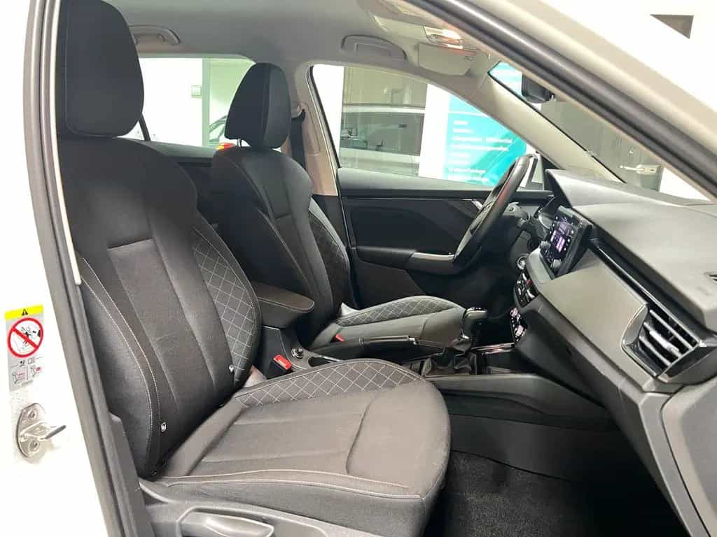 Skoda Kamiq Ambition Autom. Navi CarPlay LED R.Kamera 02/2024-photo-15