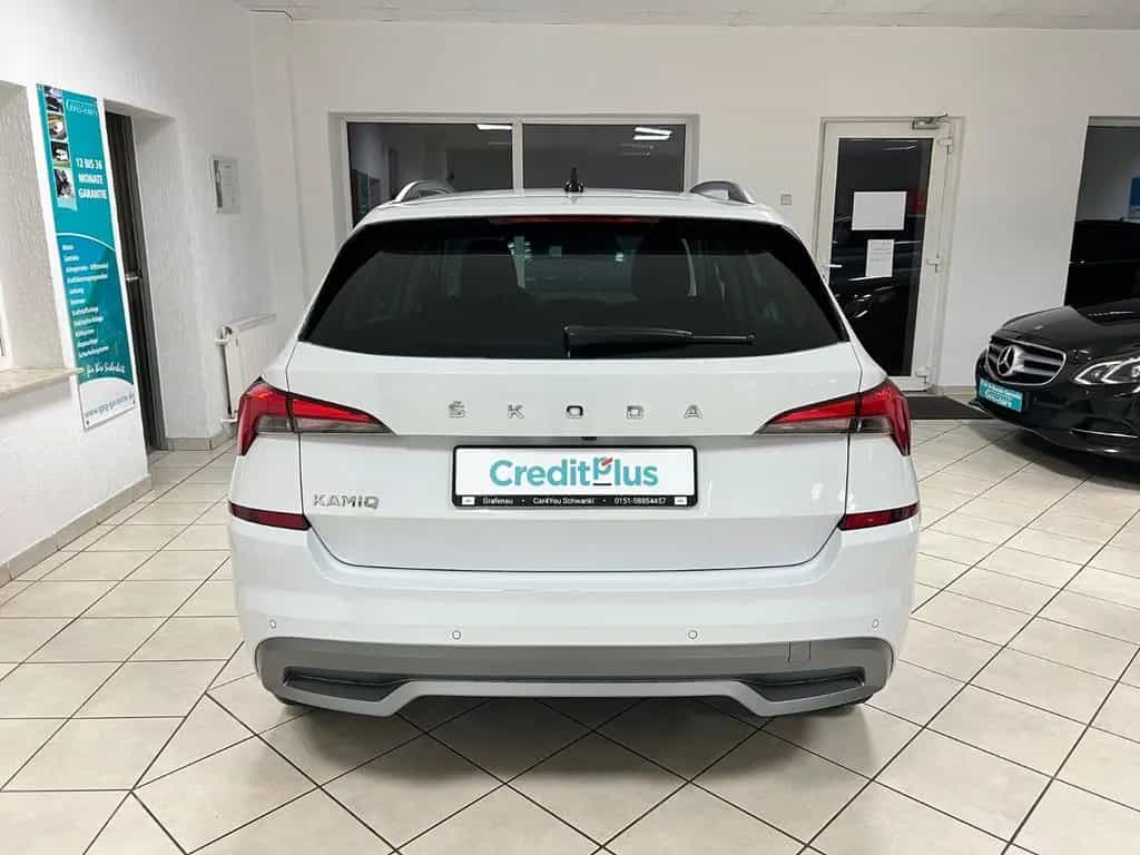 Skoda Kamiq Ambition Autom. Navi CarPlay LED R.Kamera 02/2024-photo-4