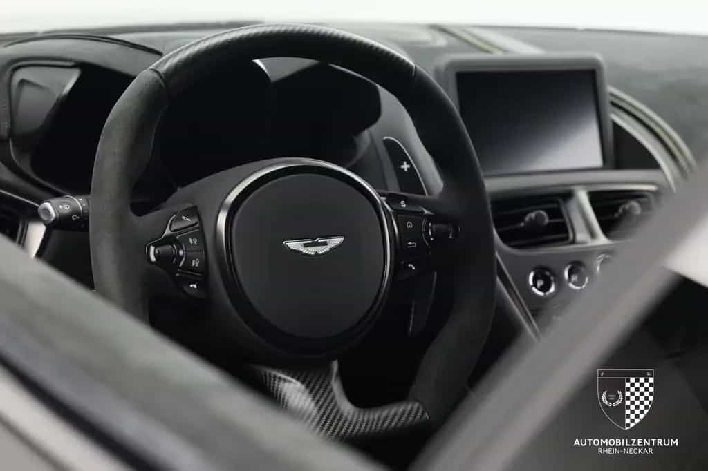 Aston Martin DBS 770 Ultimate 1 of 300 FullCarbon/B&O/Sports+ 12/2023-photo-13