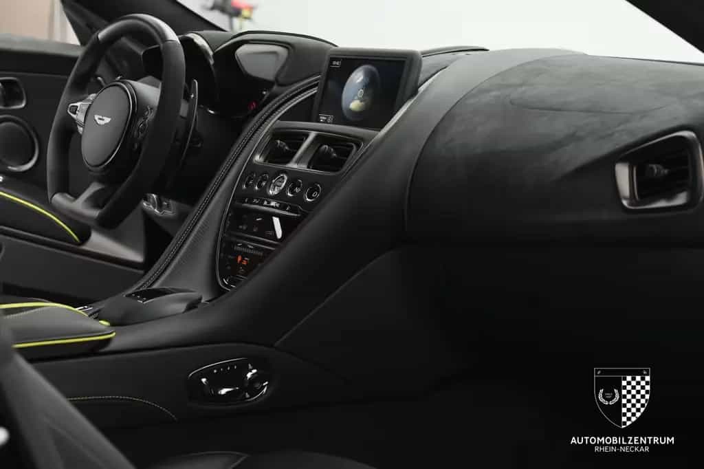 Aston Martin DBS 770 Ultimate 1 of 300 FullCarbon/B&O/Sports+ 12/2023-photo-18