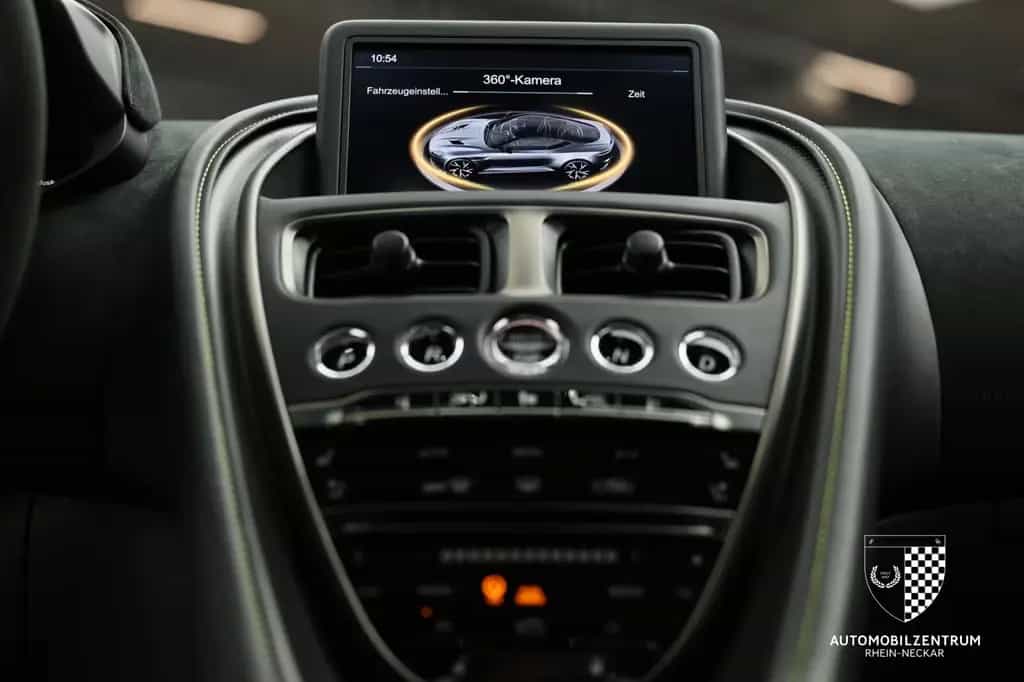 Aston Martin DBS 770 Ultimate 1 of 300 FullCarbon/B&O/Sports+ 12/2023-photo-19