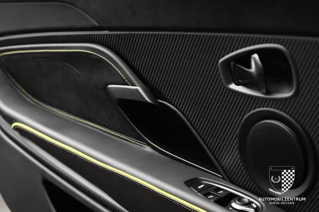 Aston Martin DBS 770 Ultimate 1 of 300 FullCarbon/B&O/Sports+ 12/2023-photo-31