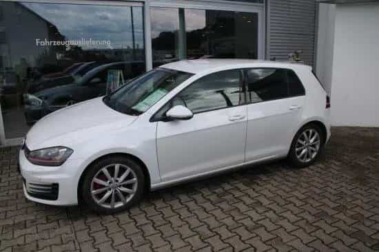 Volkswagen Golf VII 2.0 GTI Performance DSG 5-Türen Navi 05/2017-photo-2