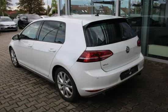 Volkswagen Golf VII 2.0 GTI Performance DSG 5-Türen Navi 05/2017-photo-3