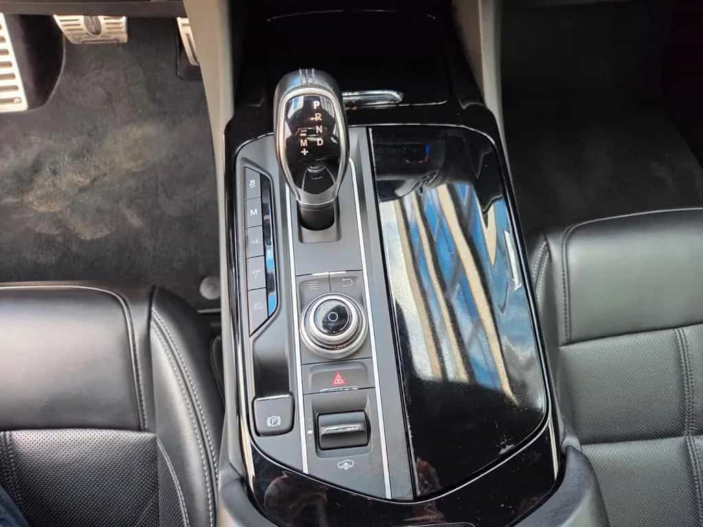 Maserati Levante S Q4 12/2018-photo-20