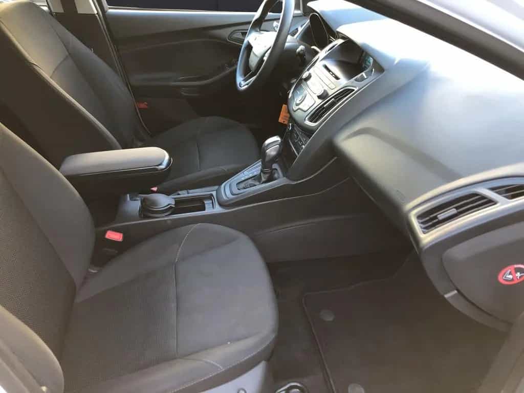 Ford Focus 1,5 EcoBoost Automatik 5-türig AHK 05/2017-photo-11
