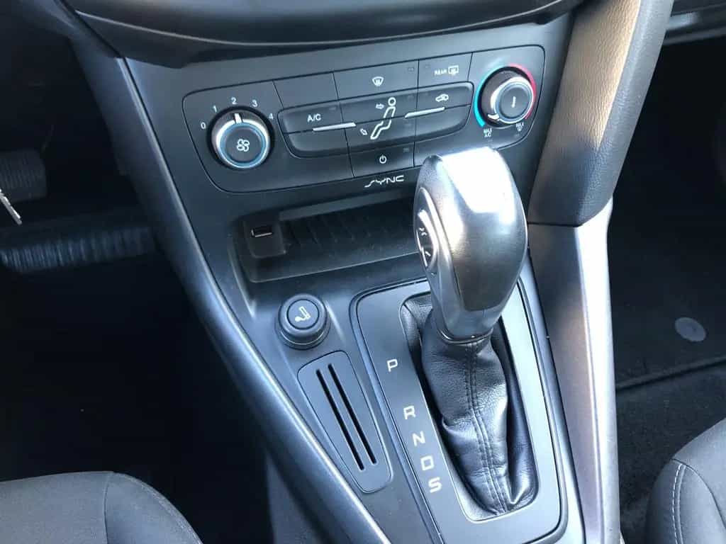 Ford Focus 1,5 EcoBoost Automatik 5-türig AHK 05/2017-photo-20