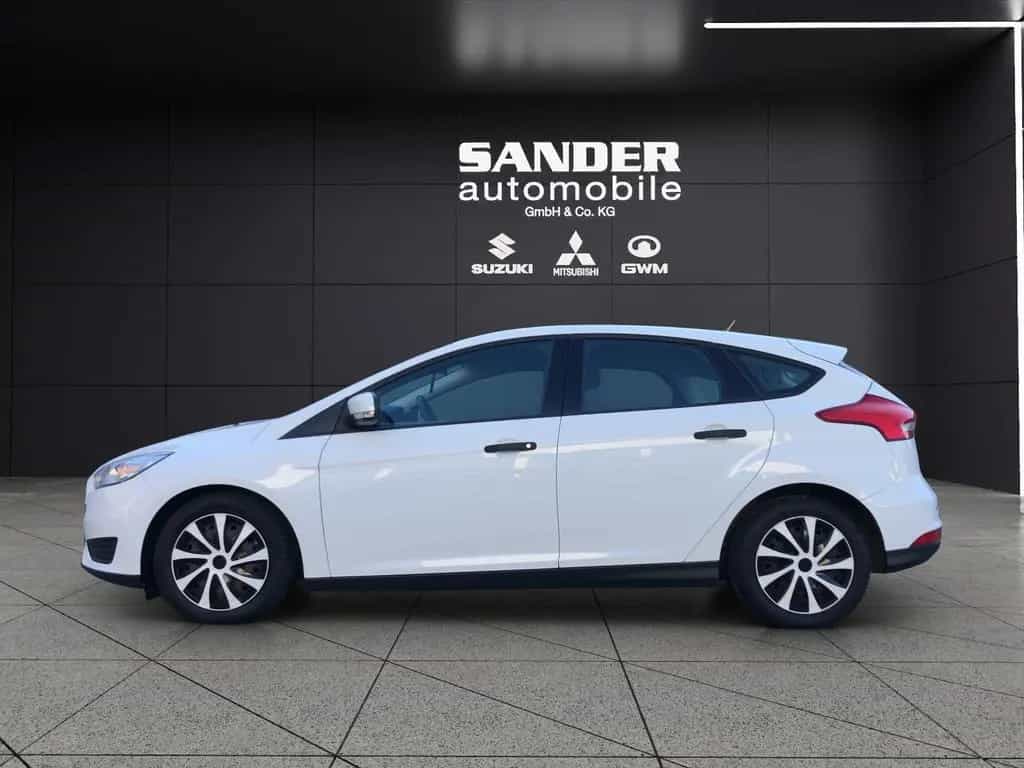 Ford Focus 1,5 EcoBoost Automatik 5-türig AHK 05/2017-photo-5