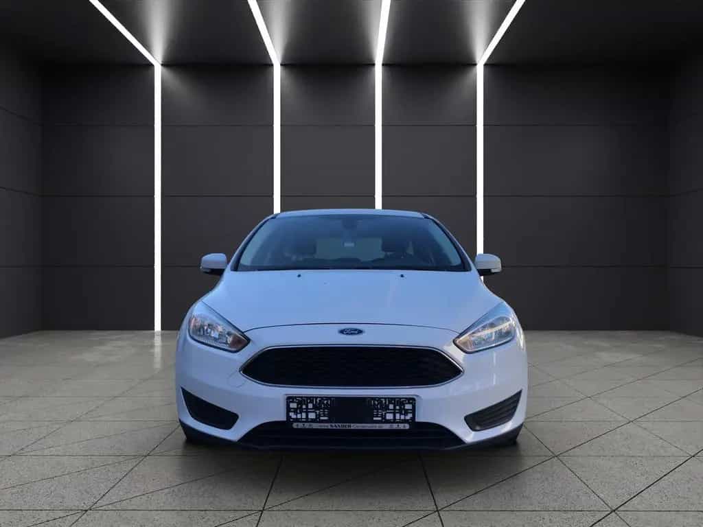Ford Focus 1,5 EcoBoost Automatik 5-türig AHK 05/2017-photo-7
